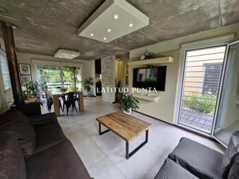https://web5.gallito.com.uy/casa-2-dormitorios-con-piscina-burnett-inmuebles-28027411