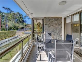 https://web5.gallito.com.uy/venta-apartamento-2-dormitorios-punta-del-este-inmuebles-28027530