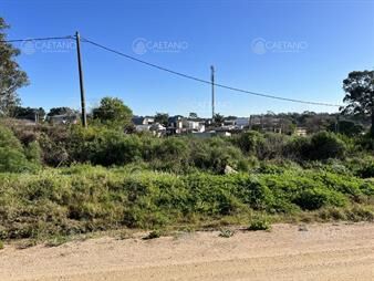 https://web5.gallito.com.uy/terreno-en-el-chorro-547m2-sobre-calle-inmuebles-25807954