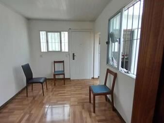 https://web5.gallito.com.uy/apto-en-venta-2-dormitorios-1-baño-patio-villa-inmuebles-27343024