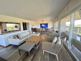 https://web5.gallito.com.uy/hermoso-apartamento-en-playa-brava-en-primera-al-inmuebles-26089783
