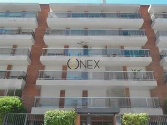 https://web5.gallito.com.uy/venta-apartamento-3-dormitorios-y-gge-en-pocitos-inmuebles-27999266