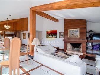 https://web5.gallito.com.uy/venta-apartamento-punta-del-este-penthouse-punta-inmuebles-24969141