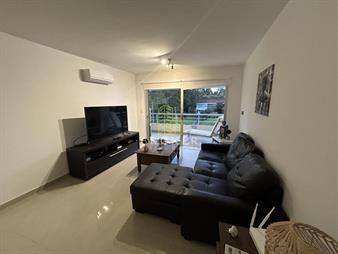 https://web5.gallito.com.uy/oportunidad-penthouse-de-200m2-con-terraza-y-en-inmuebles-26882135