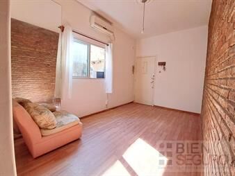 https://web5.gallito.com.uy/apartamento-de-1-dormitorio-en-venta-en-el-centro-inmuebles-27037864