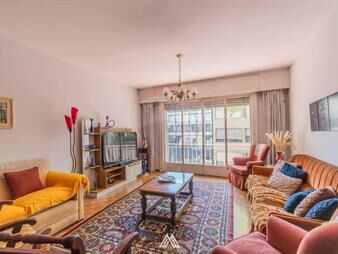 https://web5.gallito.com.uy/venta-2-dormitorios-y-servicio-balcon-al-frente-inmuebles-28031376