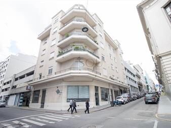 https://web5.gallito.com.uy/venta-consultorios-en-ciudad-vieja-inmuebles-27642565
