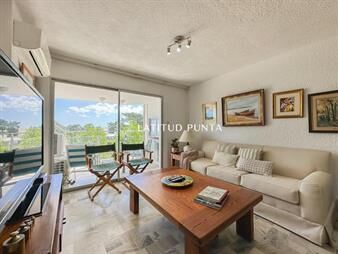 https://www.gallito.com.uy/apartamento-en-roosevelt-2-dormitorios-y-inmuebles-28031567
