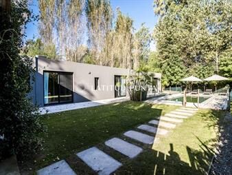 https://web5.gallito.com.uy/casa-en-la-arbolada-3-dormitorios-inmuebles-28031581