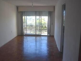 https://web5.gallito.com.uy/venta-apartamento-2-dormitorios-con-garaje-en-pocitos-bajos-inmuebles-27786577