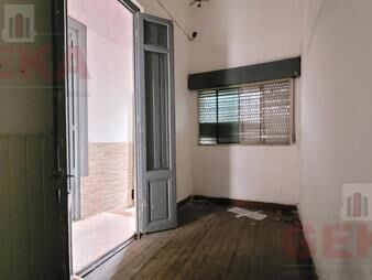 https://web5.gallito.com.uy/casa-en-jacinto-vera-sobre-garibaldi-inmuebles-28031656