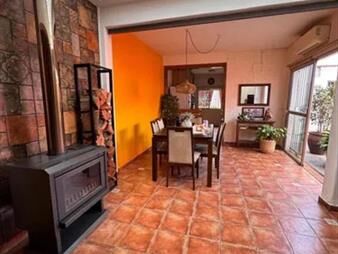 https://web5.gallito.com.uy/casa-apto-en-venta-4-dormitorios-3-baã±os-inmuebles-27869541