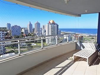 https://web5.gallito.com.uy/apartamento-de-3-dormitorios-en-av-chiverta-inmuebles-28031713