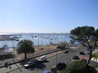 https://web5.gallito.com.uy/apartamento-frente-al-puerto-inmuebles-28031811