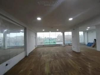 https://web5.gallito.com.uy/showroom-deposito-para-empresas-con-renta-inmuebles-27688257