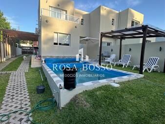 https://web5.gallito.com.uy/casa-en-punta-del-este-pinares-inmuebles-27674637
