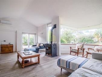 https://web5.gallito.com.uy/oportunidad-alquiler-anual-casa-de-4-dormitorios-inmuebles-25281937