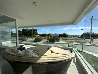 https://web5.gallito.com.uy/oportunidad-en-primera-linea-mansa-a-solo-3-y-inmuebles-26882136