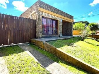 https://web5.gallito.com.uy/venta-casa-3-dormitorios-en-malvin-norte-inmuebles-28032054