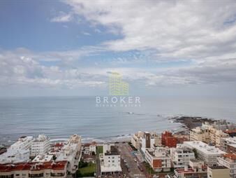 https://web5.gallito.com.uy/venta-de-apartamento-3-dormitorios-en-peninsula-inmuebles-25470500