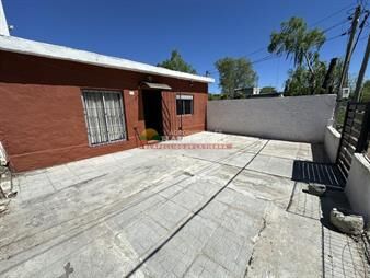 https://web5.gallito.com.uy/alquilo-casa-de-1-dormitorio-en-los-manzanos-inmuebles-28032221