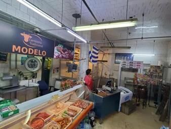 https://web5.gallito.com.uy/llaves-de-carniceria-en-venta-cordon-inmuebles-27032100