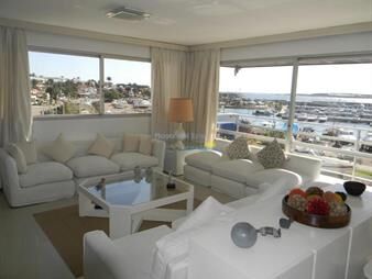 https://web5.gallito.com.uy/venta-apto-cvista-puerto-de-punta-del-este-inmuebles-27892846