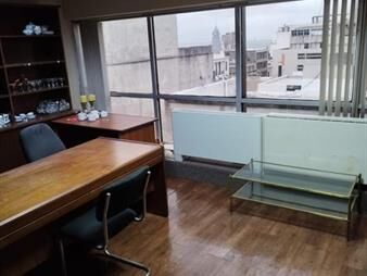 https://web5.gallito.com.uy/oficina-en-venta-ciudad-vieja-inmuebles-26870255