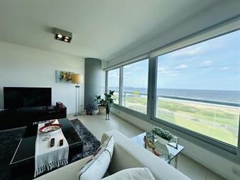 https://web5.gallito.com.uy/oportunidad-en-venta-apartamento-sobre-playa-de-inmuebles-27740168