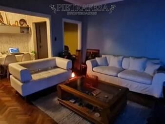 https://web5.gallito.com.uy/apartamento-en-venta-2-dormitorios-1-baño-con-inmuebles-21842326