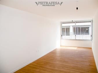 https://web5.gallito.com.uy/apartamento-a-estrenar-2-dormitorios-1-baño-y-inmuebles-22845507