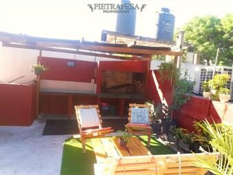 https://www.gallito.com.uy/casa-en-venta-3-dormitorios-1-baã±o-y-azotea-con-inmuebles-23365376
