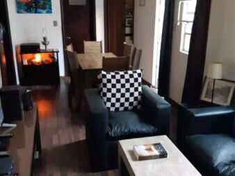 https://web5.gallito.com.uy/apartamento-en-venta-2-dormitorios-1-baño-y-inmuebles-27699235