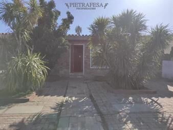 https://web5.gallito.com.uy/casa-en-venta-3-dorm-3-baã±os-fondo-barbacoa-inmuebles-26073385