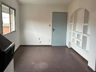 https://web5.gallito.com.uy/apto-en-venta-3-dormitorios-1-baño-union-inmuebles-26193753
