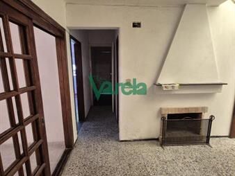 https://web5.gallito.com.uy/venta-casa-buceo-2-dormitorios-living-comedor-inmuebles-27642242