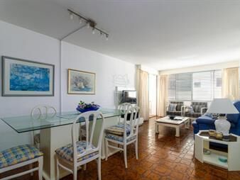 https://web5.gallito.com.uy/espectacular-apartamento-de-2-dorms-y-servicio-en-inmuebles-27745565