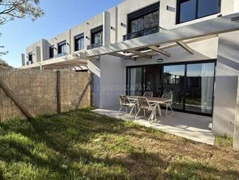 https://www.gallito.com.uy/alquiler-casa-a-estrenar-dos-acres-jardin-parrillero-2-c-inmuebles-28036256