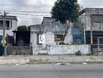 https://web5.gallito.com.uy/terreno-en-venta-356-m2-en-buceo-sobre-solano-inmuebles-26755427