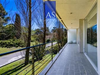 https://web5.gallito.com.uy/planta-de-categoria-apartamento-3-dormitorios-en-inmuebles-28036856