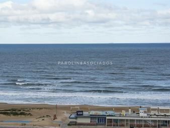 https://web5.gallito.com.uy/apartamento-en-venta-de-3-dormitorios-en-torre-inmuebles-24932131