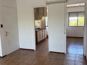 https://www.gallito.com.uy/alquiler-apartamento-2-dormitorios-impecable-inmuebles-28038279
