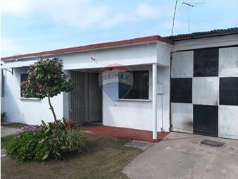 https://web5.gallito.com.uy/venta-casa-tres-dormitorios-y-garaje-casavalle-inmuebles-27945819