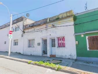 https://web5.gallito.com.uy/venta-de-dos-casas-en-un-mismo-padron-en-pando-inmuebles-27564889