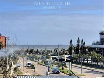 https://web5.gallito.com.uy/apartamento-1-dormitorio-en-venta-vista-parcial-y-inmuebles-28039210