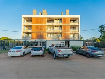 https://www.gallito.com.uy/alquiler-apartamento-2-dormitorios-con-parrillero-y-cochera-inmuebles-28039262