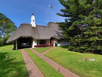 https://web5.gallito.com.uy/venta-casa-3-dormitorios-playa-mansa-punta-del-inmuebles-27091668