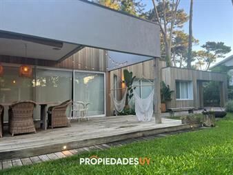https://www.gallito.com.uy/casa-en-venta-de-3-dormitorios-en-san-rafael-inmuebles-26773050