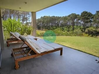 https://web5.gallito.com.uy/venta-y-alquiler-temporada-divina-casa-4d-y-dep-inmuebles-28040207