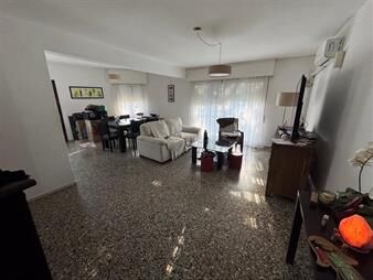 https://web5.gallito.com.uy/apartamento-3-dormitorios-garage-doble-prox-a-rambla-inmuebles-28046459